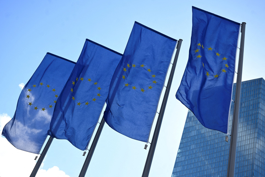 No Urgency for ECB to Speed Up Policy Easing, Wunsch Says