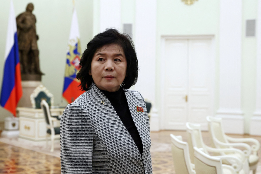 North Korea s foreign minister leaves for Russia amid troop dispatch