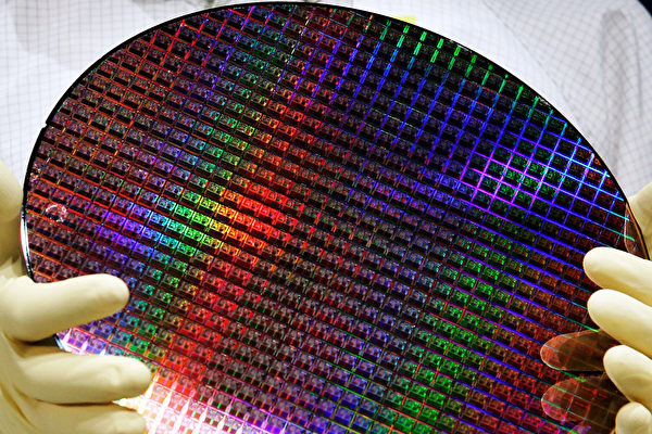 Report: China s Electronics Display Industry Could Threaten U.S. Security