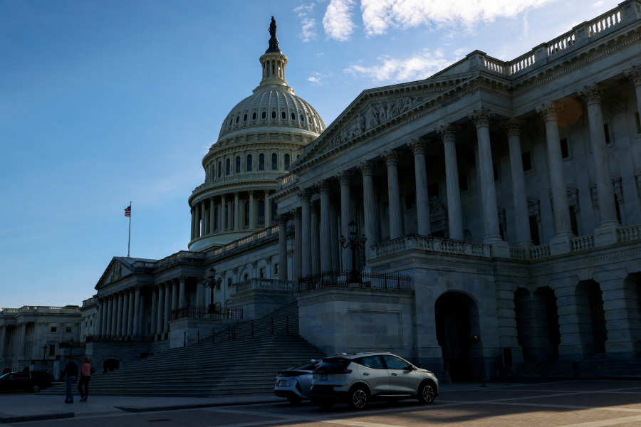 Republicans win majority of US House seats in government sweep