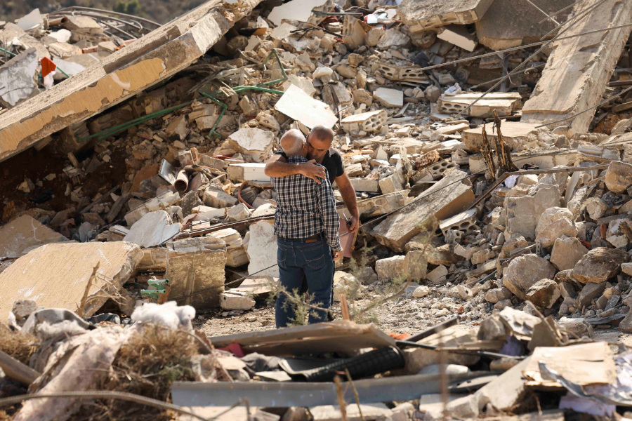 Lebanon awaits truce proposals after US envoy expresses hope
