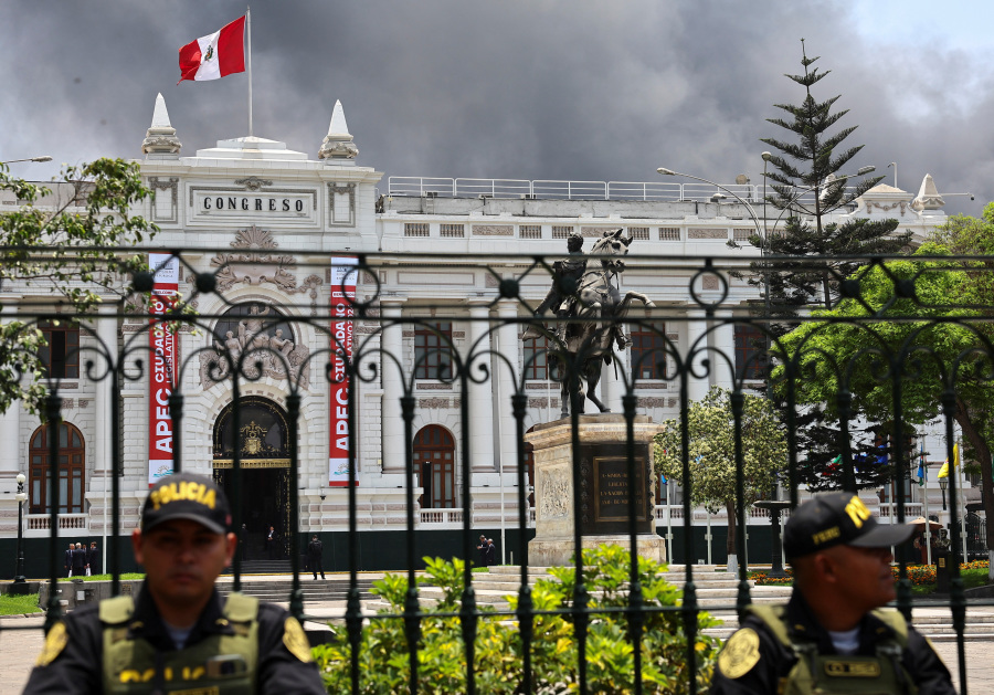 China s Xi Arrives in Lima for APEC, to Open Pacific Megaport