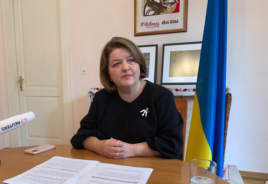 Ukraine envoy warns against appeasement of Putin as war drags on