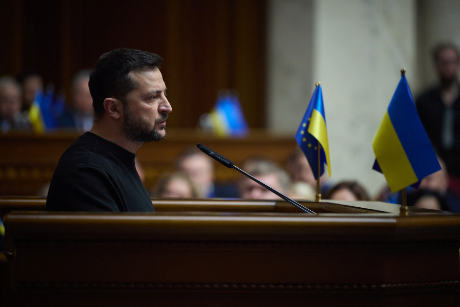 Zelenskiy sets out  resilience  plan as Ukraine marks 1,000 days since invasion