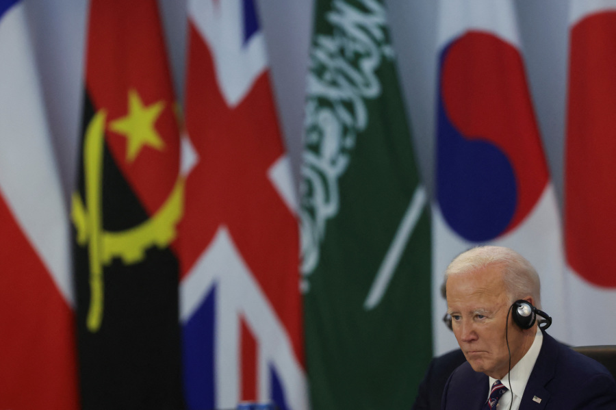 Biden s shift on missiles for Ukraine informed by North Korean troops in Kursk, Trump s election victory