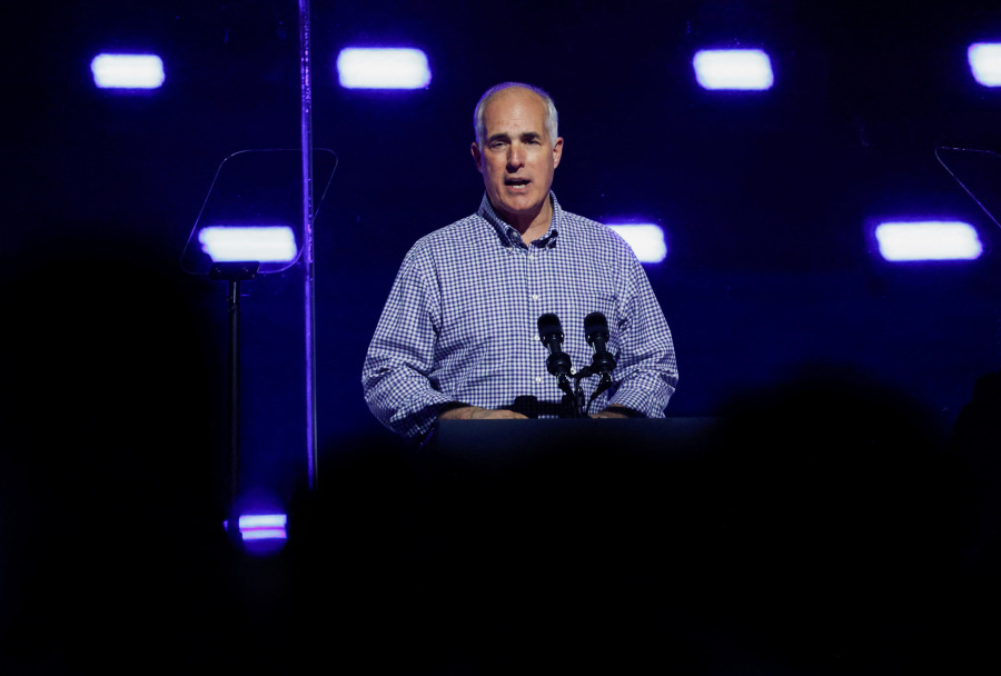 Republicans widen Senate majority after Democrat concedes Pennsylvania race