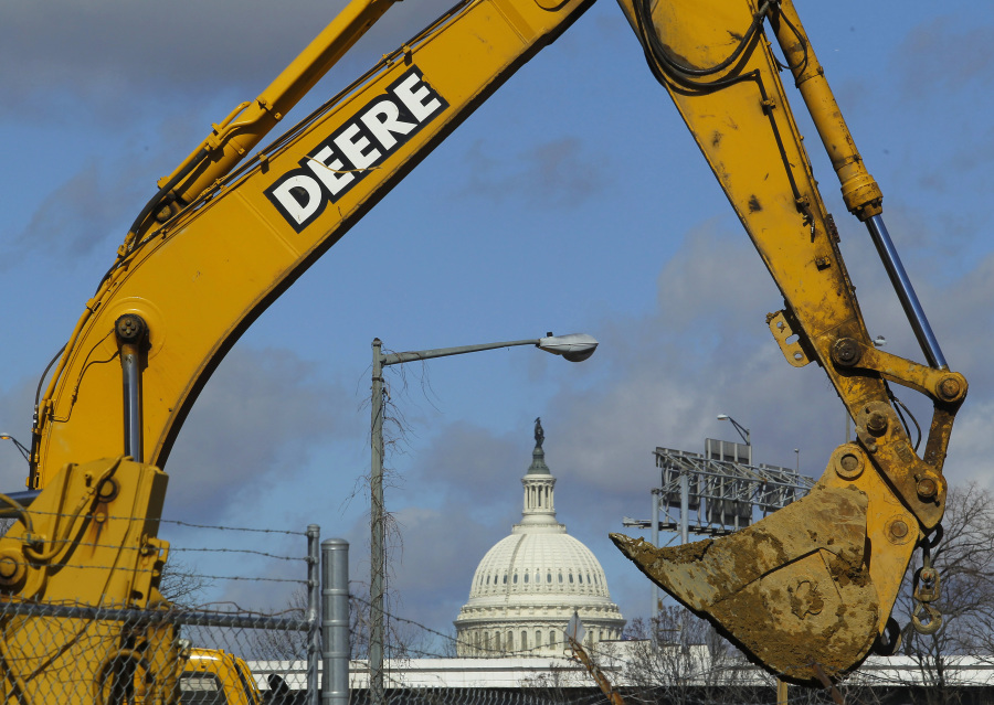 US third-quarter economic growth unrevised at 2.8