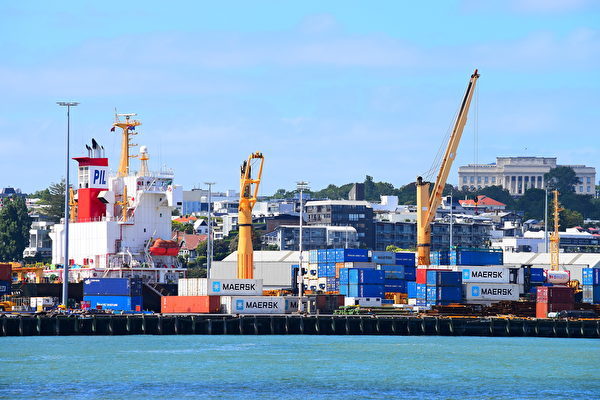 Rush to Ship Goods Before Trump’s Tariffs: China’s Exports Surge Beyond Expectations
