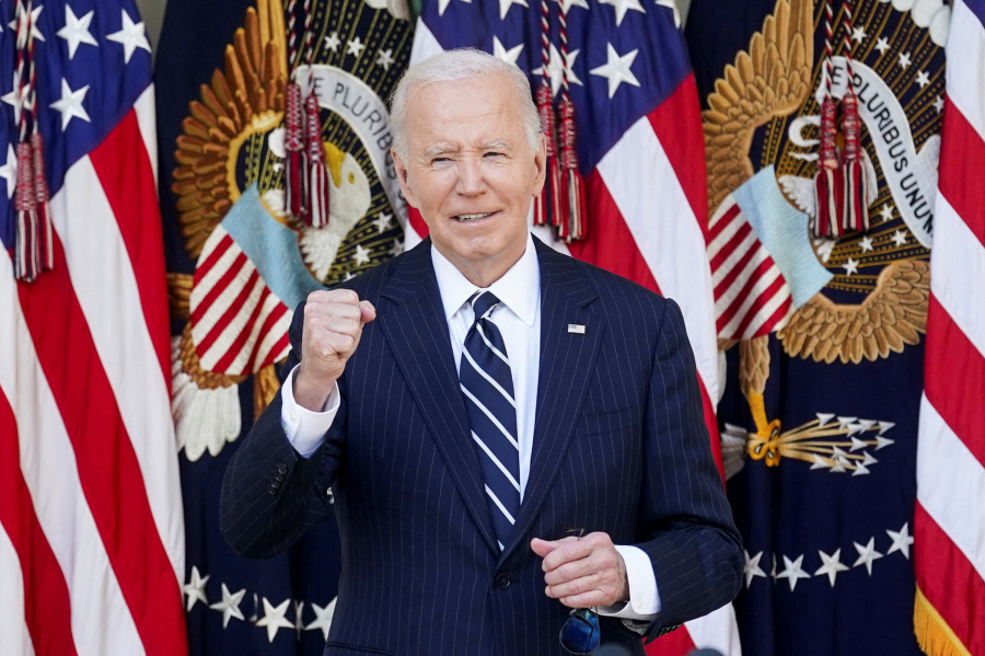 Biden Urges Americans to Bring Down the Temperature Following Trump s US Election Win