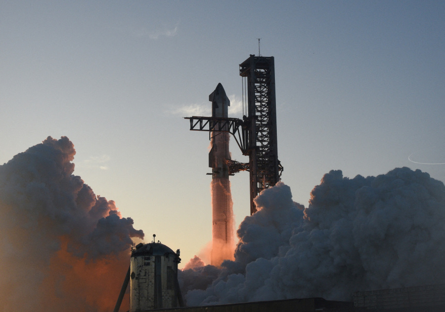 Trump Victory Expected to Boost Musk s Mars Dream