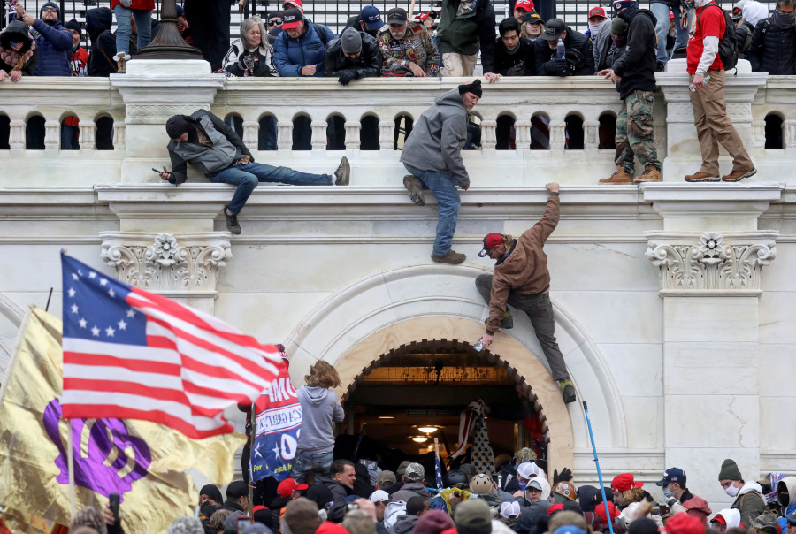 FBI did not send undercover operatives to join Jan. 6 attack, watchdog says