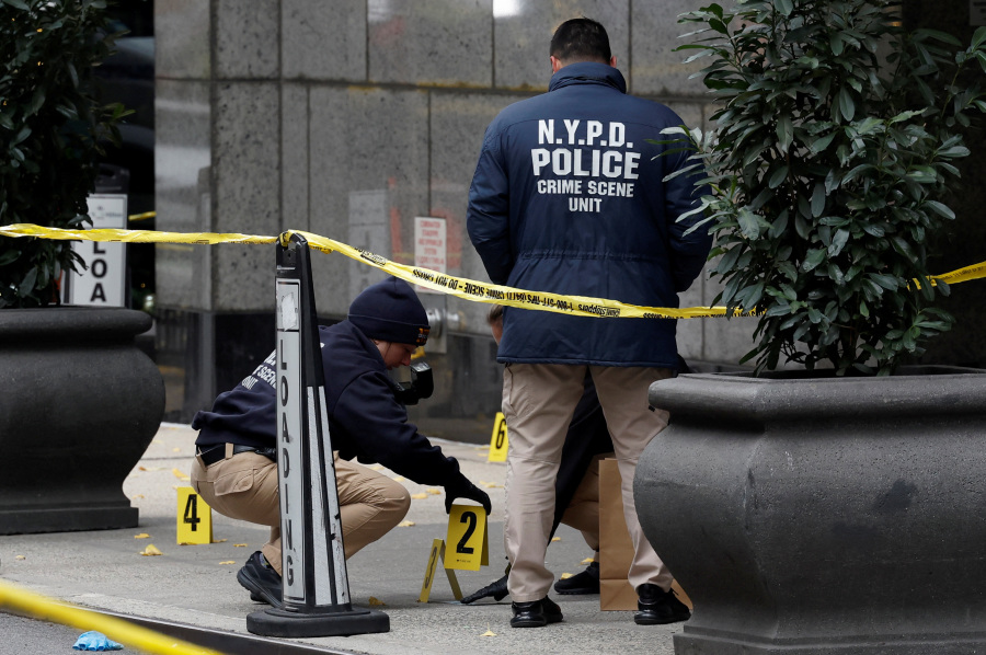 What is known about the murder of UnitedHealth executive Brian Thompson
