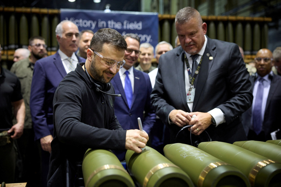 Zelenskiy Seeks Truly Just Peace for Ukraine During US Visit