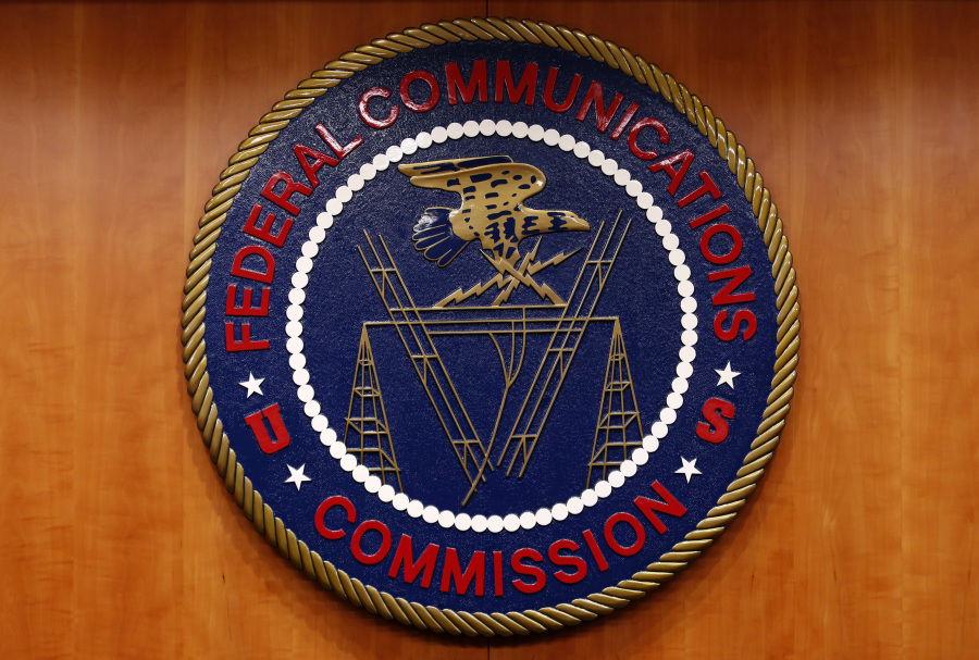FCC: May Cut Off China’s Three Major Telecom Operators From Connecting to the U.S. Telephone Network