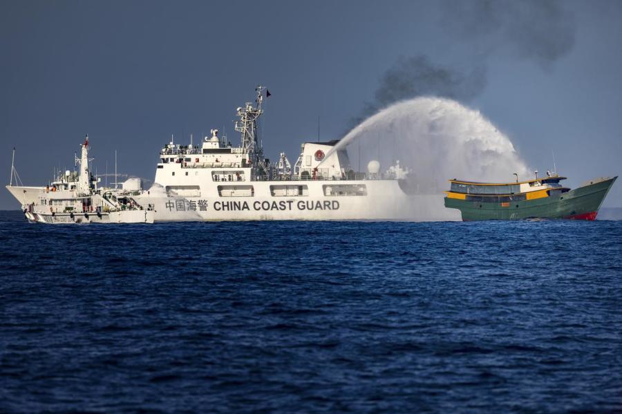 Philippine Foreign Minister Protests to Wang Yi Over South China Sea Conflict, Receives Support from Rubio