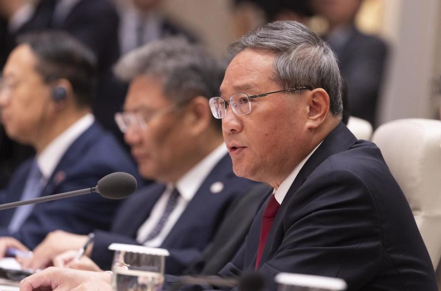 July Economic Data Plummets, Li Qiang Issues a Blank Check