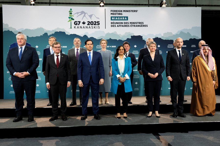 G7 diplomats mull how to get Russia to engage in Ukraine peace talks