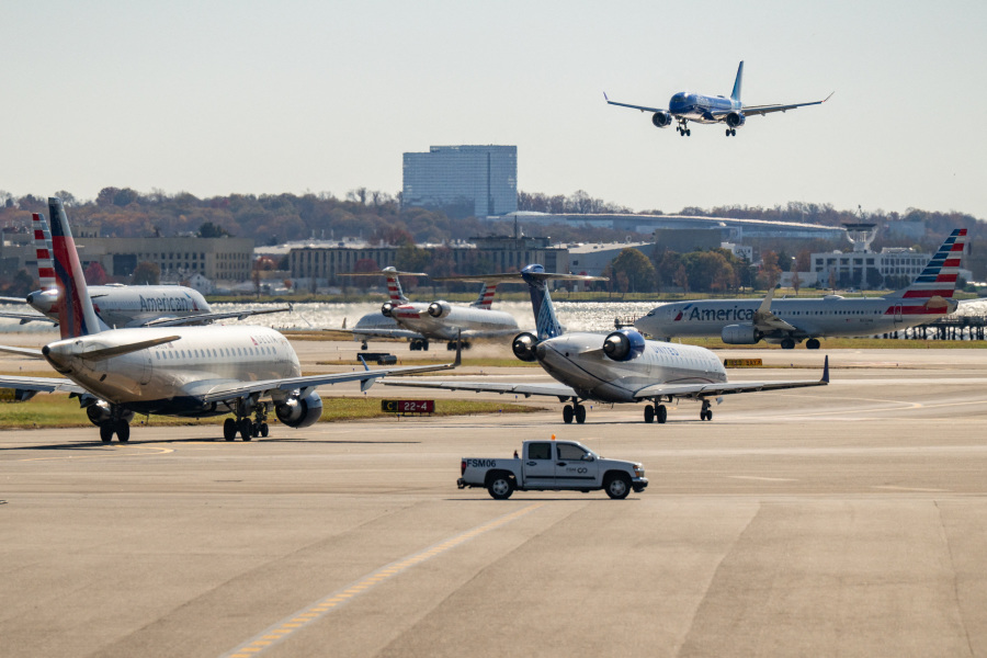 US drops Biden plan to require passenger compensation for delayed flights