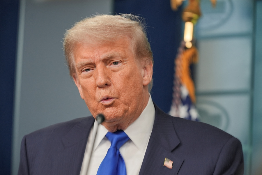 Trump can maintain good relations with both Japan and China, White House says