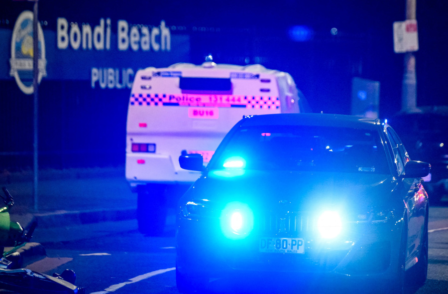 Bystander who tackled armed man at Bondi Beach shooting hailed as hero