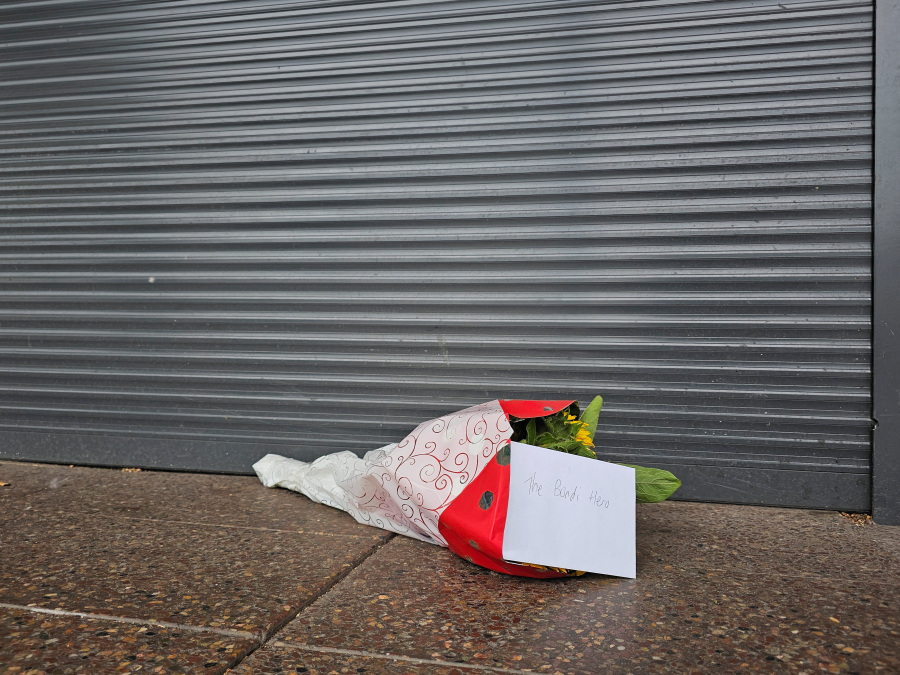 Floral tributes for Australian Hero who disarmed Bondi gunman