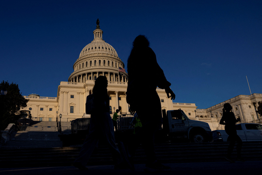 Sweeping US defense bill passes, with Ukraine, Venezuela provisions defying Trump