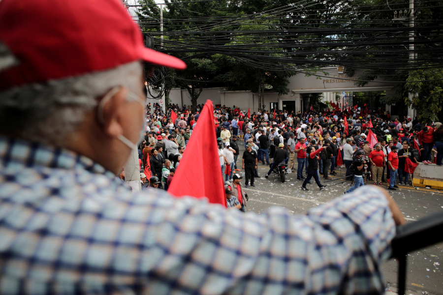 US demands that Honduras proceed immediately with stalled election count