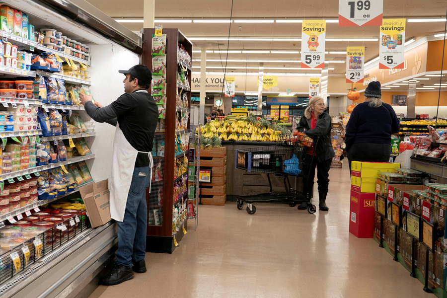 US economic growth likely remained strong in third quarter