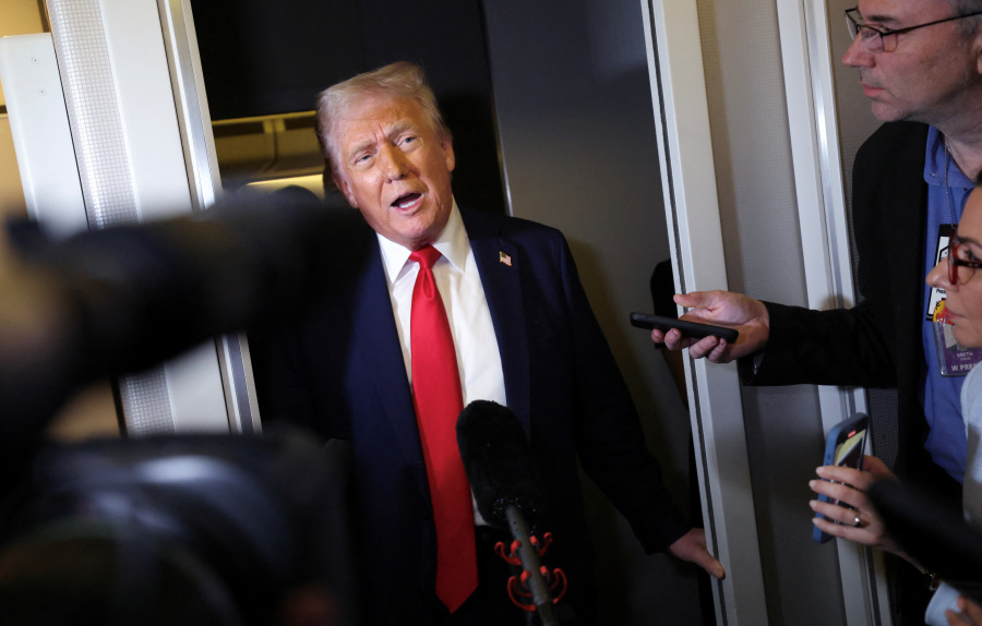 Trump says attacks on Houthis to continue