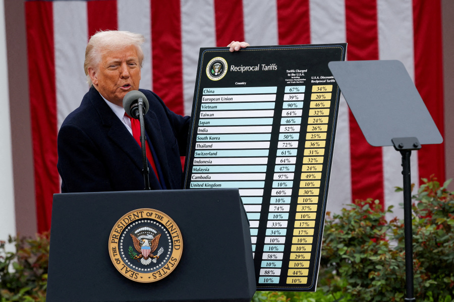 US court keeps Trump tariffs in force against group of small businesses