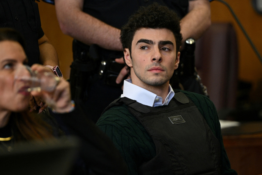 Luigi Mangione pleads not guilty as prosecutors seek death penalty