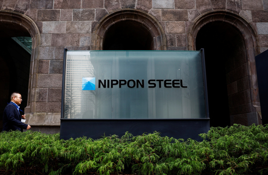 US Steel to remain in US, form  partnership  with Nippon, Trump says