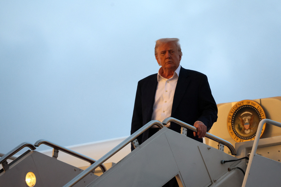 US will not pay for California high-speed rail, Trump says