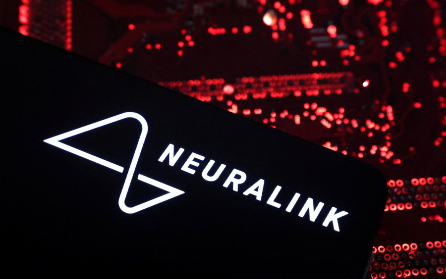 Musk s Neuralink raises $650 million in latest funding as clinical trials begin