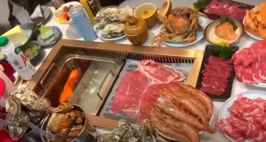 "China s Intelligent Manufacturing" Quickly Becomes "China s Urgent Need" as Chinese Restaurant Group Faces Total Collapse