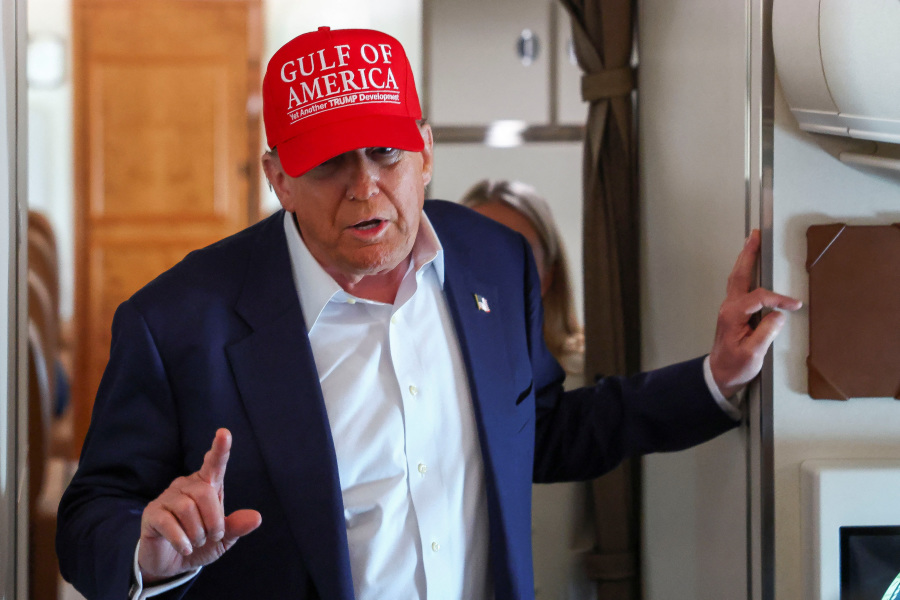Trump visits Iowa to kick off America s 250th anniversary after tax-cut bill passes