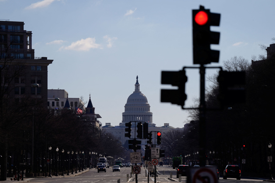 Trump wants to evict homeless from Washington and send them far from the capital