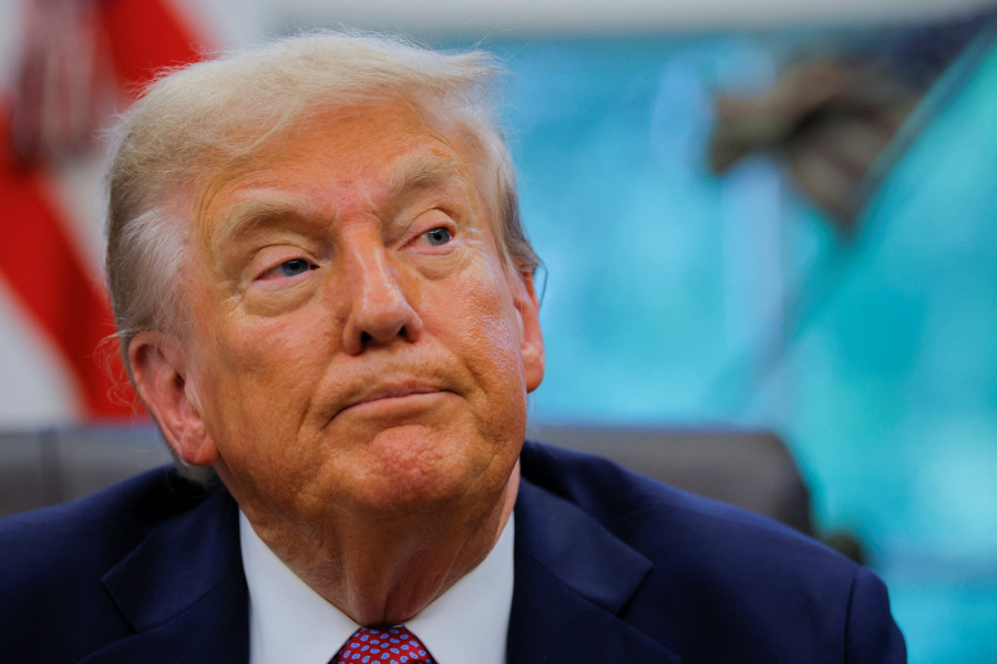 Trump expected to add new $100,000 fee for H-1B Visas, Bloomberg News reports