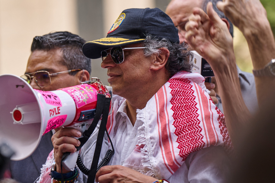 US to revoke Colombia President Petro s visa over reckless actions in New York