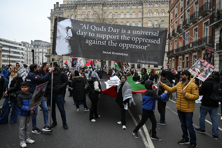 UK police ban pro-Iranian London march due to extreme tensions