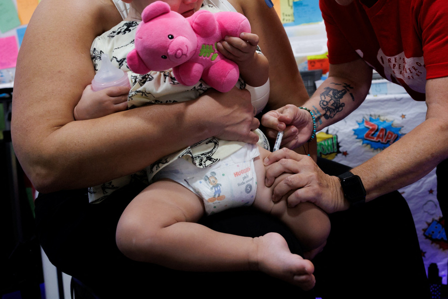 US judge blocks efforts to reshape childhood vaccine policy