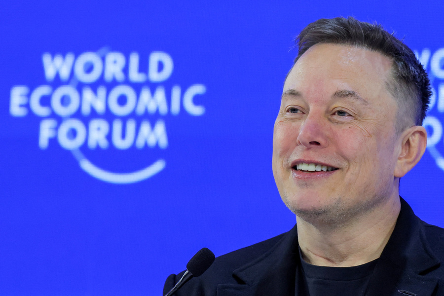 Tesla in talks with Chinese firms to buy $2.9 billion worth of solar equipment, sources say