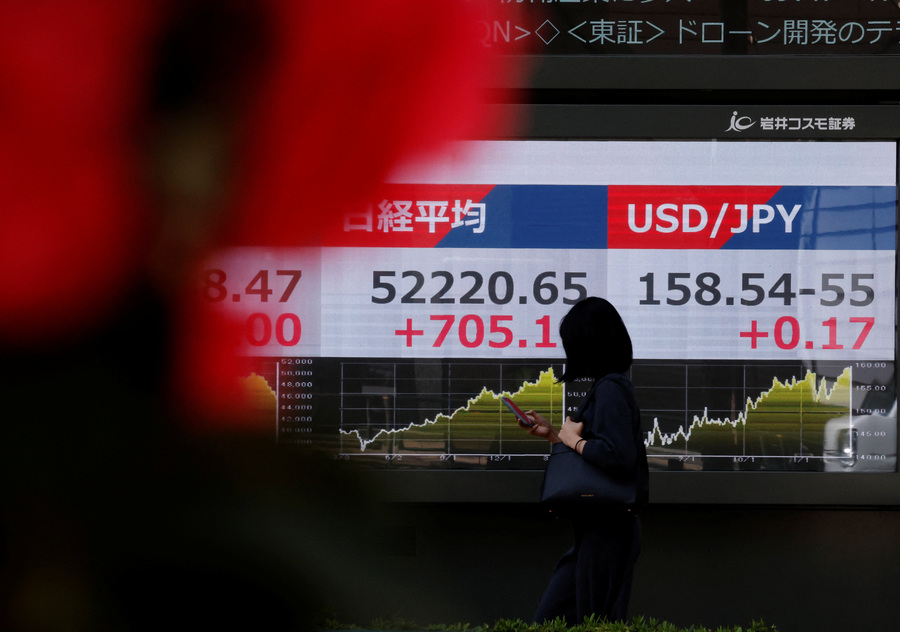 Stocks rise and oil retreats on Mideast ceasefire reports