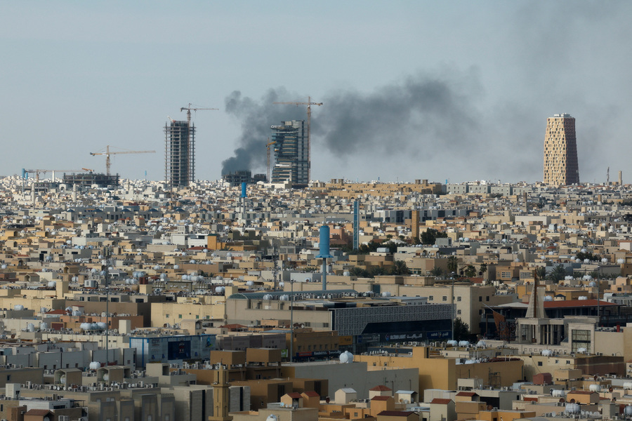 Saudi has told Iran not to attack it, warns of possible retaliation, sources say