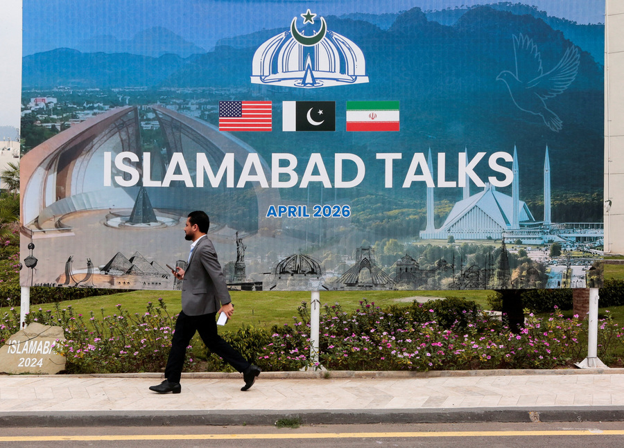 US-Iran talks pause for now, disagreements remain