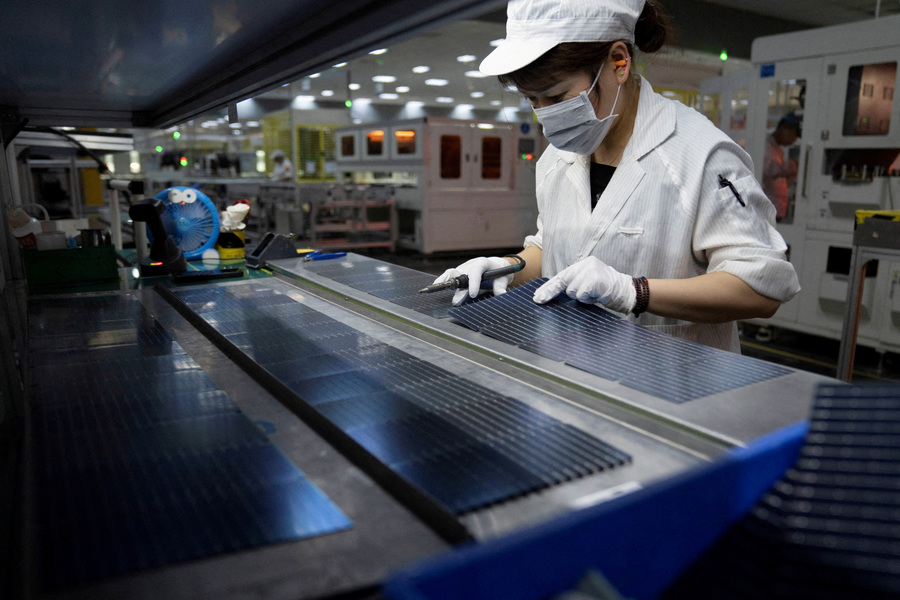 China weighs curbs on exports of solar manufacturing equipment to US