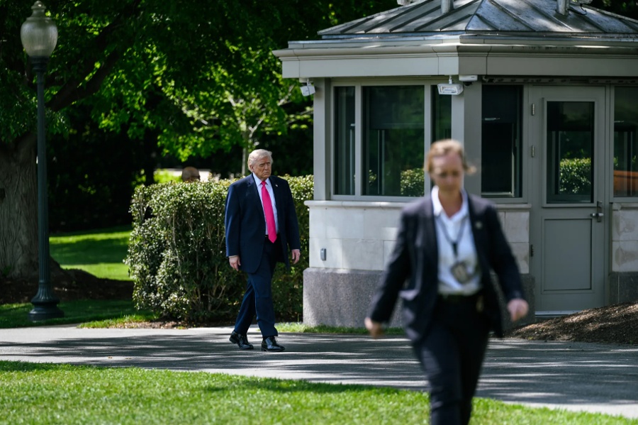 No friends for Comey; judge rules no amicus briefs