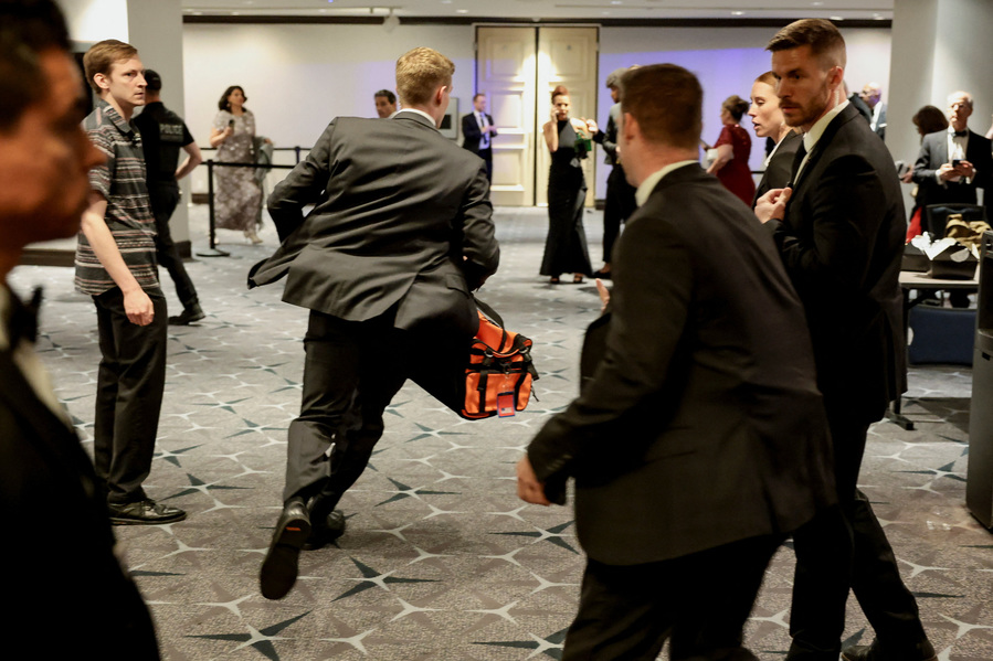 Trump s security again faces scrutiny after press dinner shooting