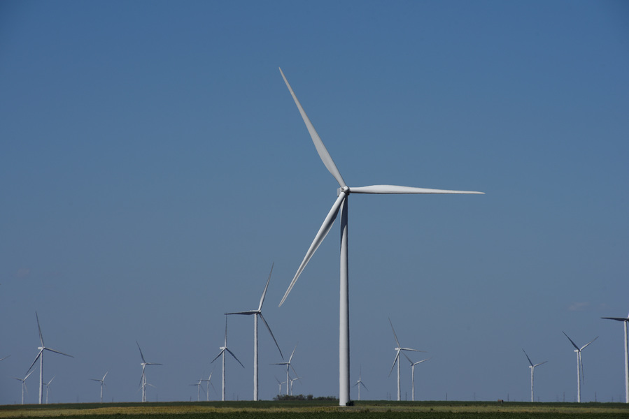 US to end more offshore wind leases in exchange for fossil fuel investments