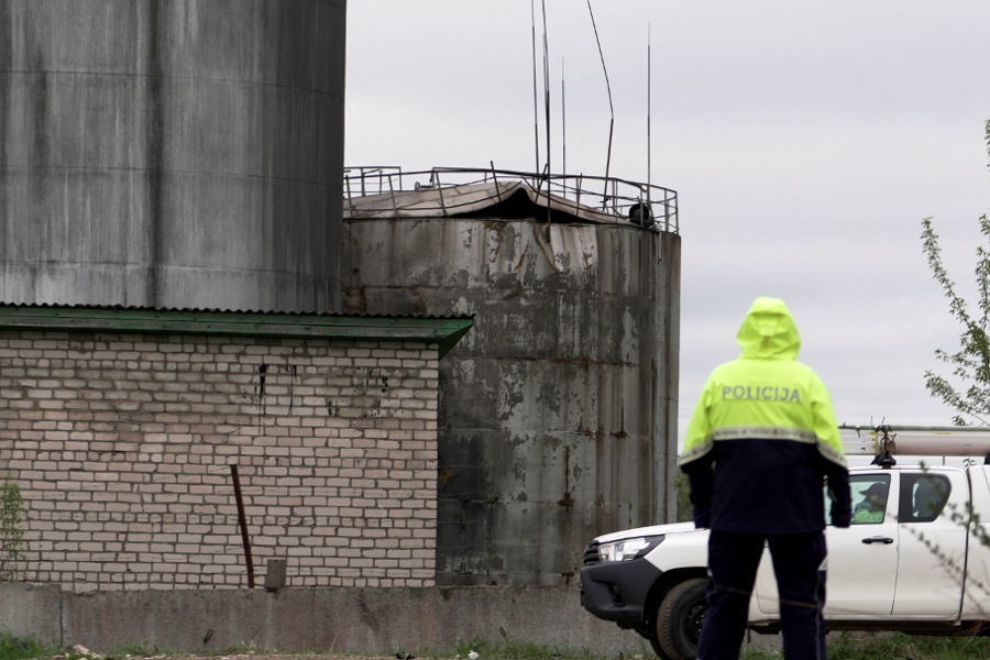 Latvian defence minister resigns after Ukrainian drones hit oil tanks